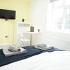 Photo 4: Bedroom