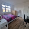 Photo 4: Room 1