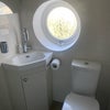 Photo 5: En suite bathroom
