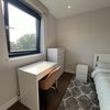 Photo 6: En suite room
