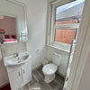 Photo 3: Lovely en-suite 