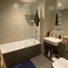 Photo 7: bathroom