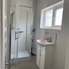 Photo 3: En-suite bathroom