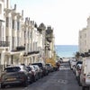 Photo 4: Very close to Hove Promenade and the sea 