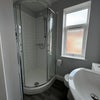Photo 3: Room 4 En-suite