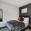 Photo 8: Room 6