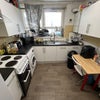 Photo 10: Kitchen