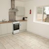 Photo 7: kitchen 