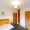 Photo 9: Room 4