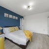 Photo 3: Room 1