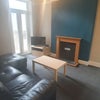 Photo 3: Lounge
