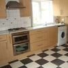 Photo 3: Kitchen