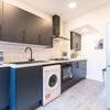 Photo 3: Kitchen