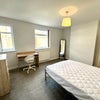 Photo 9: Room 2