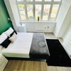 Photo 4: Ensuite 1