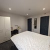 Photo 12: Room 7 (occupied)