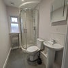 Photo 2: Ensuite