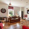 Photo 3: Shared livingroom 