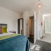 Photo 2: Studio 3 En Suite