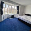 Photo 10: 2nd Floor Ensuite King-size bedroom (front) - Overlooking Park