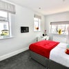 Photo 2: Large double bedroom with en-suite available now