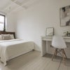 Photo 2: ROOM 2