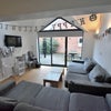 Photo 2: Lounge