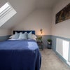 Photo 16: Room 6