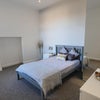 Photo 5: Large double ensuite room