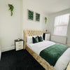 Photo 2: Fully furnished double room