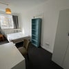 Photo 3: Room 4