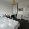 Photo 11: Room 1
