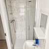 Photo 5: Ensuite