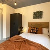 Photo 3: Large Double Ensuite Room 
