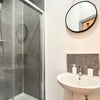 Photo 4: Large Double Ensuite Room 