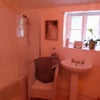 Photo 7: Shared bathroom 