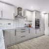 Photo 5: Kitchen