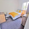 Photo 3: Room 5 en suite