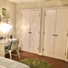 Photo 9: Room 3 - Central ensuite room