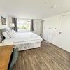 Photo 4: Room 6