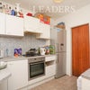 Photo 5: Kitchen