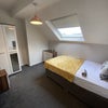 Photo 4: Room 4