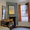 Photo 4: Single bedroom 