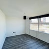 Photo 6: Room 1