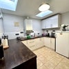 Photo 2: kitchen