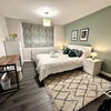 Photo 6: bedroom