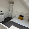 Photo 2: Double Bedroom 2