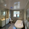 Photo 4: En-Suite