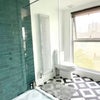Photo 3: En Suite