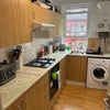 Photo 6: Kitchen